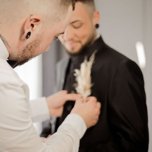 Getting Ready Hochzeit Bräutigam Hochzeitsfotografie