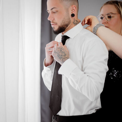 Getting Ready Hochzeit Bräutigam Hochzeitsfotografie